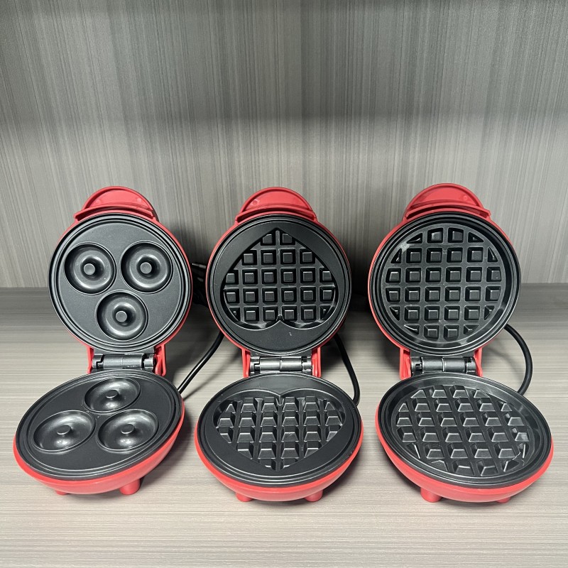 Breakfast Sandwich Press - Multi Functional Mini Heart-shaped Waffle Maker